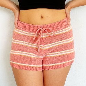 Colsie pink yellow stripe chenille tie waist lounge shorts size small